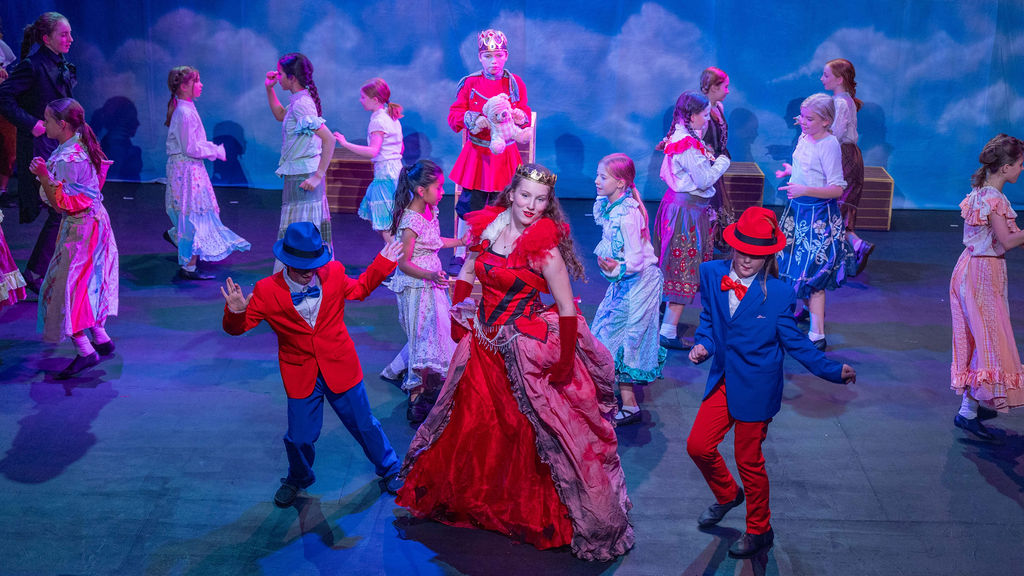 Chitty Chitty Bang Bang - SLYT