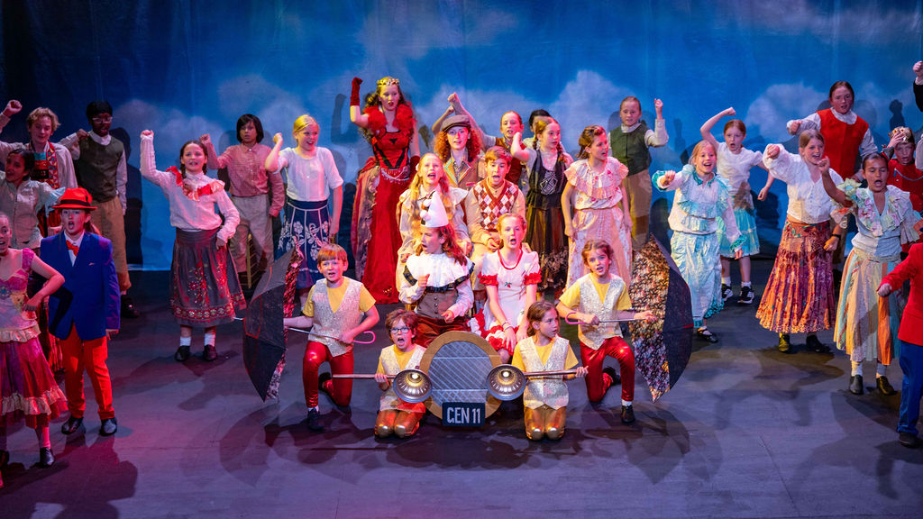 Chitty Chitty Bang Bang - SLYT